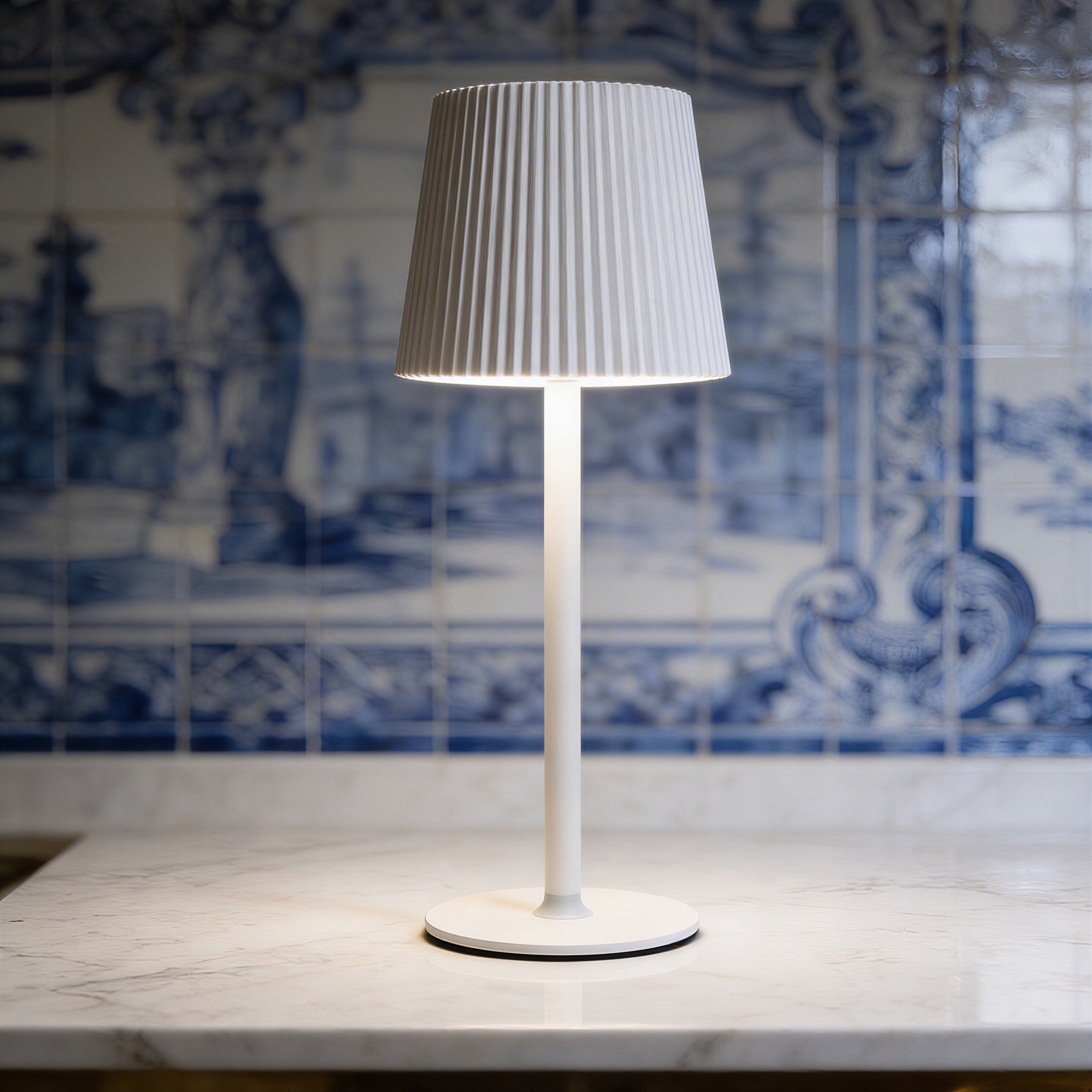 Lámpara de mesa de estilo portugués